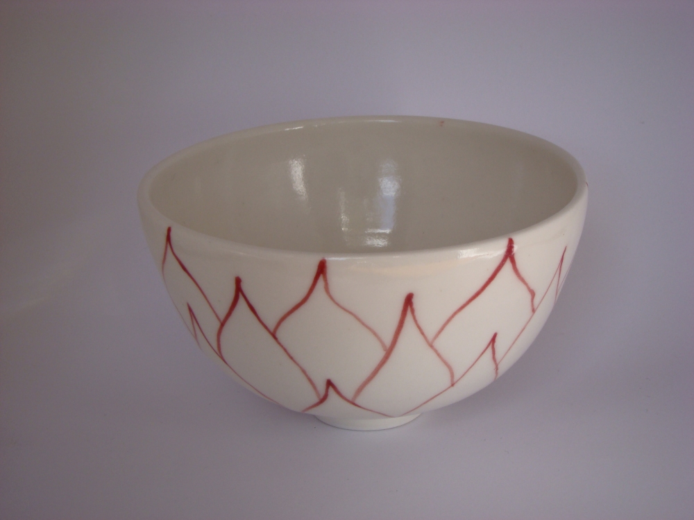 porcelain-bowl-red-decoration