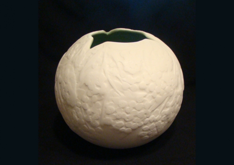 porcelain-wattle-vase